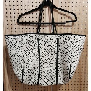 Women's Large Neoprene Travel Tote Bag With Wristlet Spacious Sturdy Durable